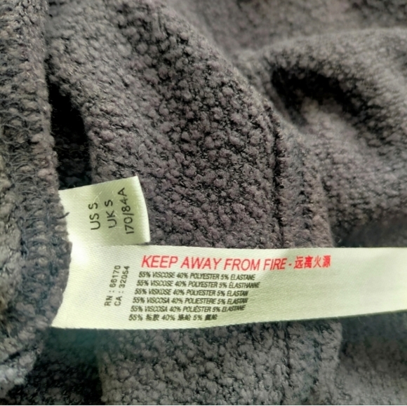 Urban Outfitters sweater Small Gray V Neck Long Sleeves Knit  Oversized - Picture 13 of 13